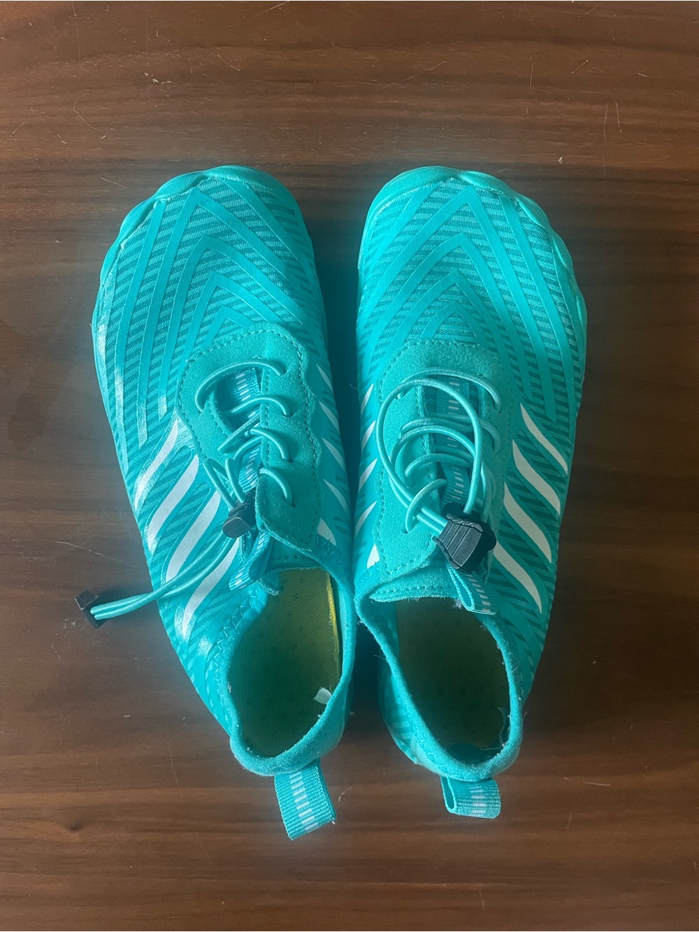 Turquoise Athletic Barefoot Water Shoes with White Stripes Womens Size 36
